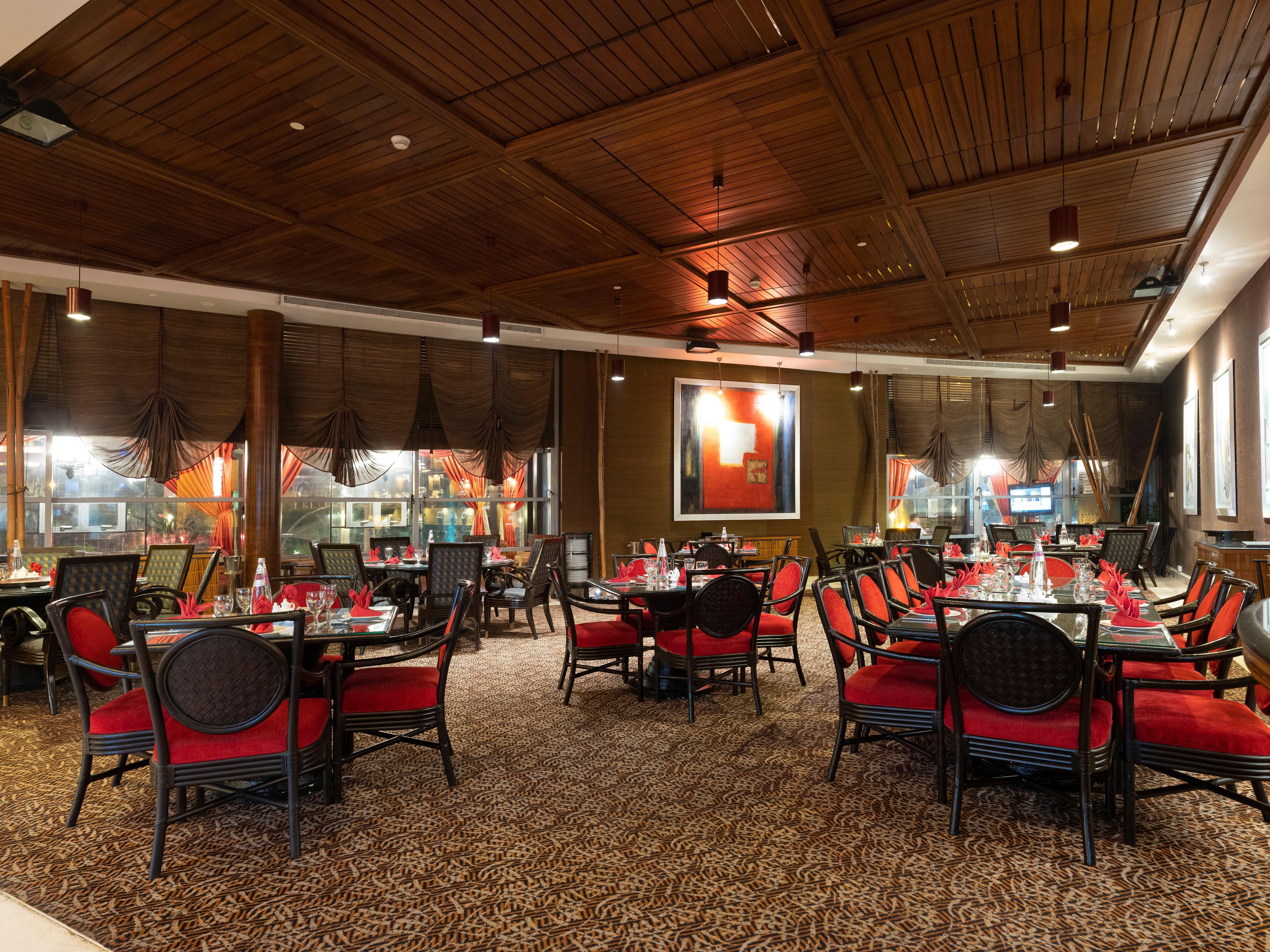 Holiday Inn - Suites Kuwait Salmiya By Ihg Kuwait City Exterior foto