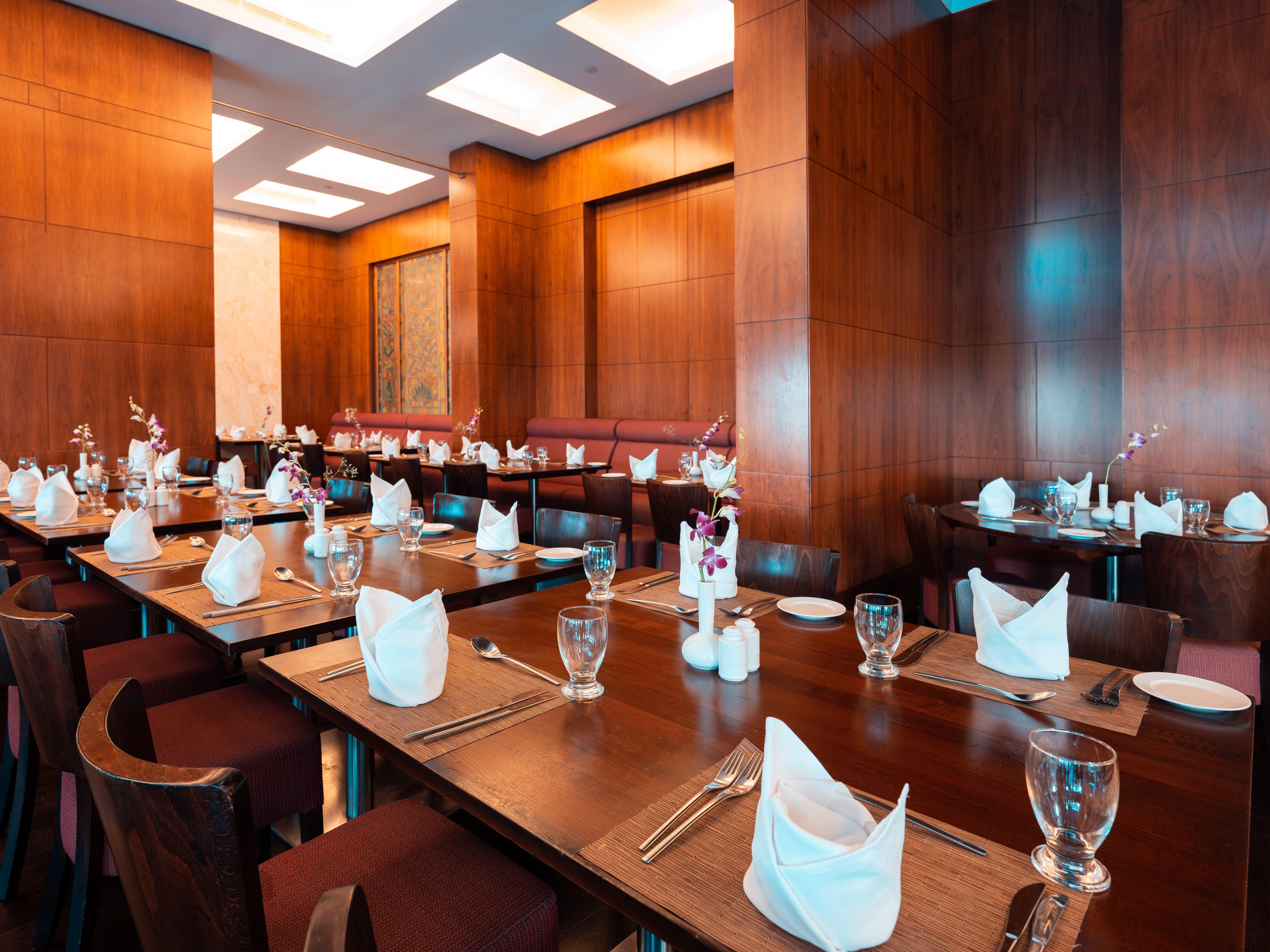Holiday Inn - Suites Kuwait Salmiya By Ihg Kuwait City Exterior foto